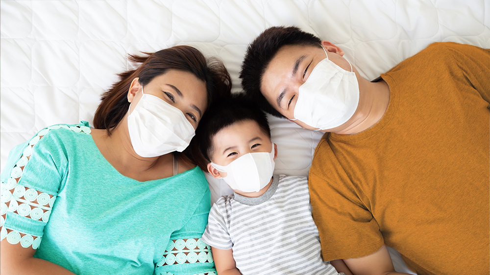 Vaccinated Adult, Unvaccinated Children; Should You Send Your Children Back to School?