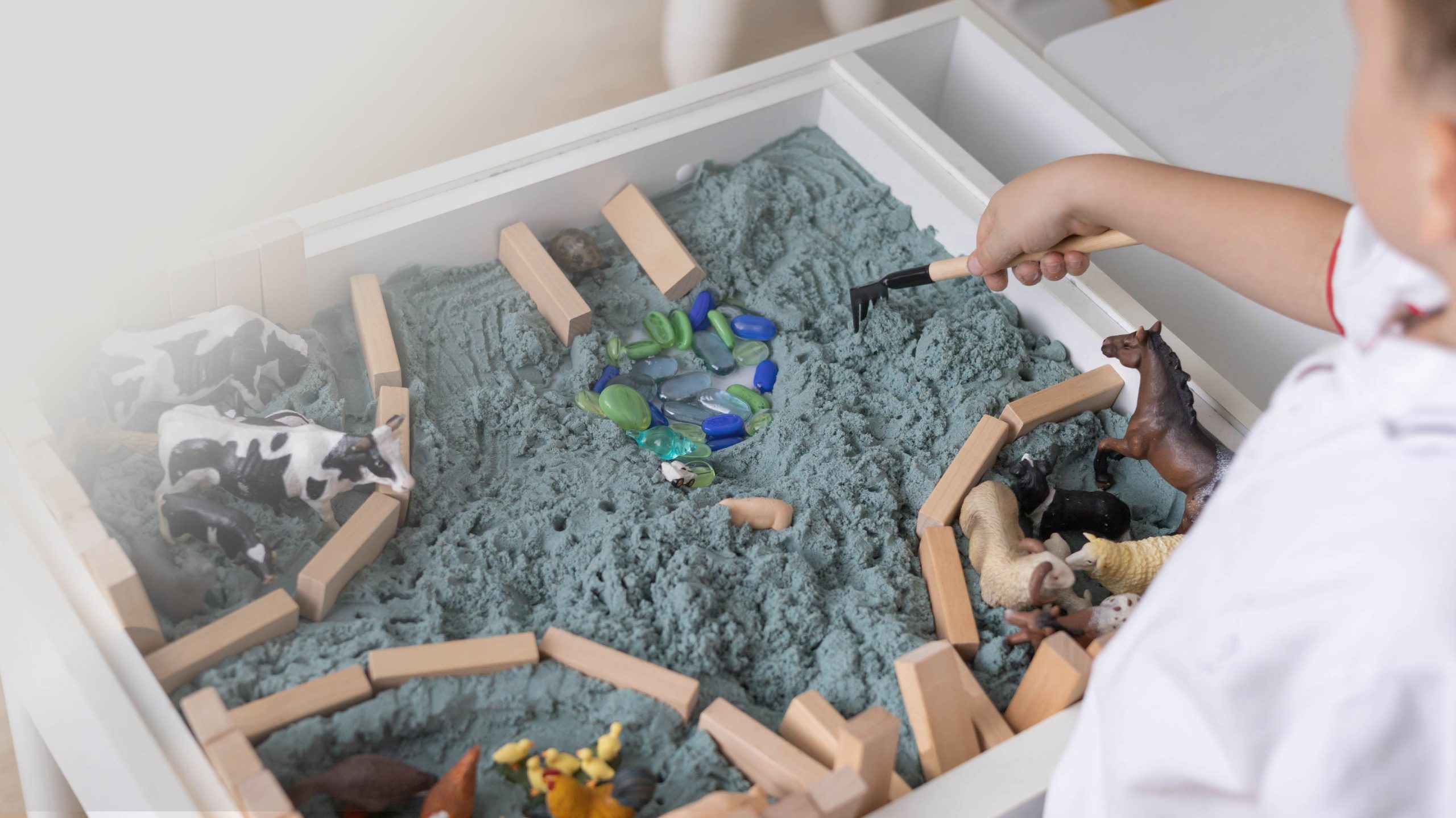 10 Montessori Activities for Children at Home